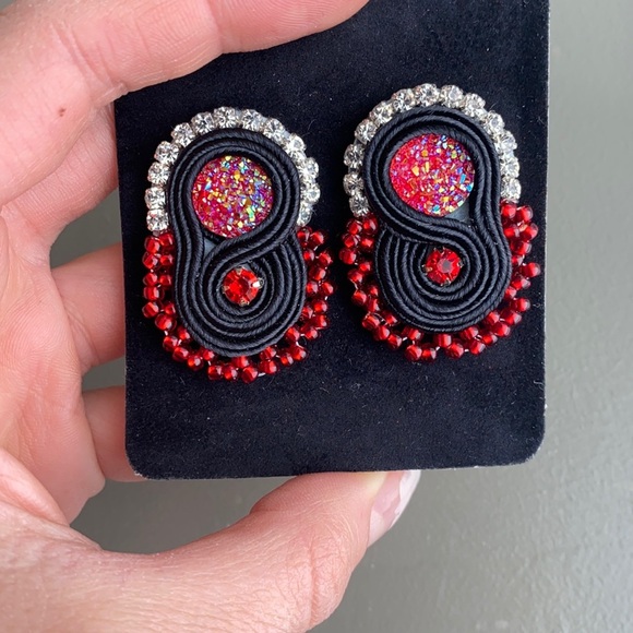 NWT handmade earrings - Picture 1 of 2